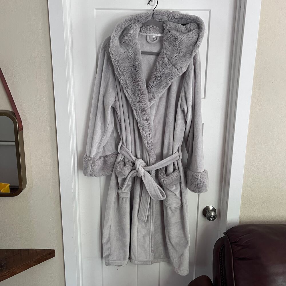 Pottery Barn Faux Fur Robe Gray Women's Large Lux